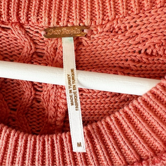 Free People Take The Plunge Sweater Vest Sleeveless Sz M Coral - Picture 11 of 11